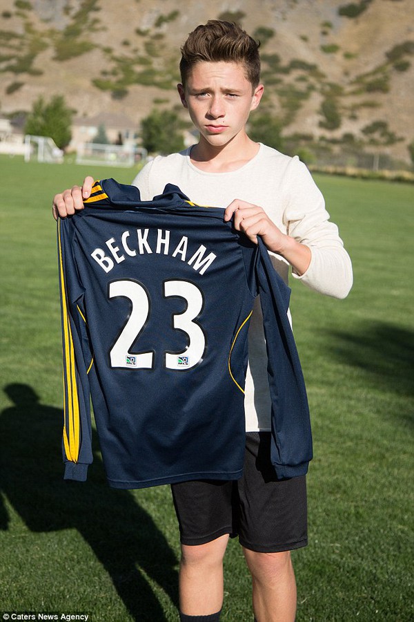Bản sao Brooklyn Beckham