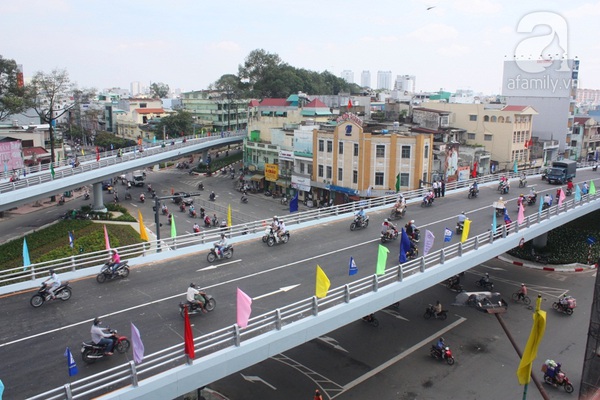 Những niềm vui ngày thông cầu vượt hình chữ Y  15