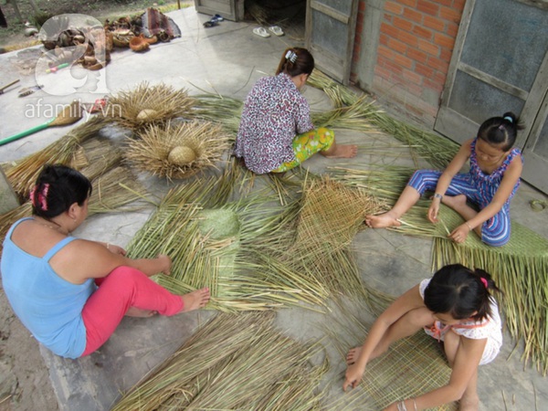 Tới thăm làng nghề đan cỏ bàng truyền thống ở Tiền Giang 9