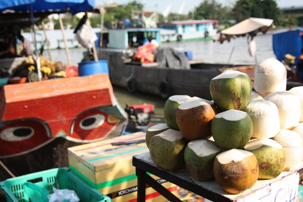 Những mảnh đời trôi dạt bên dòng kênh Tẻ Sài Gòn 9