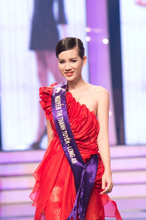 Ngắm trọn vẹn nhan sắc Top 18 mỹ nhân tranh suất thi Miss World 15