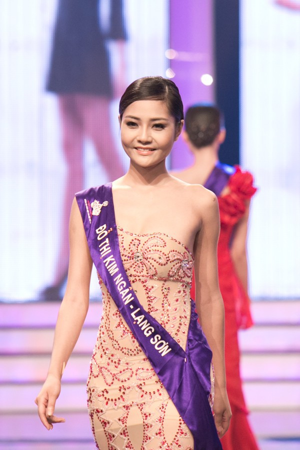 Ngắm trọn vẹn nhan sắc Top 18 mỹ nhân tranh suất thi Miss World 16