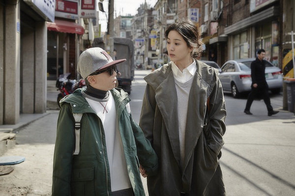 Khán giả khóc, cười với phim mới của Song Hye Kyo 3