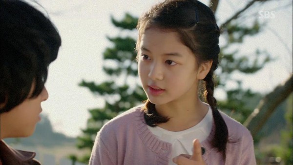 Phim mới của Park Shin Hye, Lee Jong Suk mở màn khiêm tốn 4