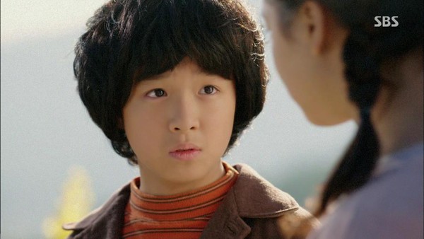 Phim mới của Park Shin Hye, Lee Jong Suk mở màn khiêm tốn 5