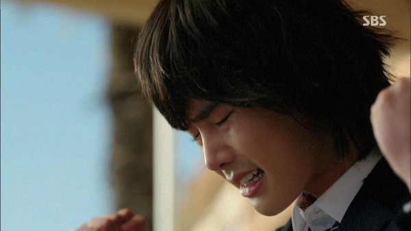 Lee Jong Suk g&acirc;y sốc v&igrave; bỗng dưng... giỏi bất ngờ 3