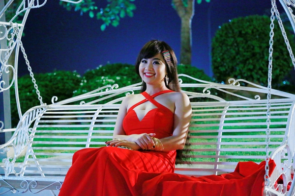 L&ecirc; Kh&aacute;nh, Diễm My 9x: Người m&ecirc; trai, kẻ đỏng đảnh 5