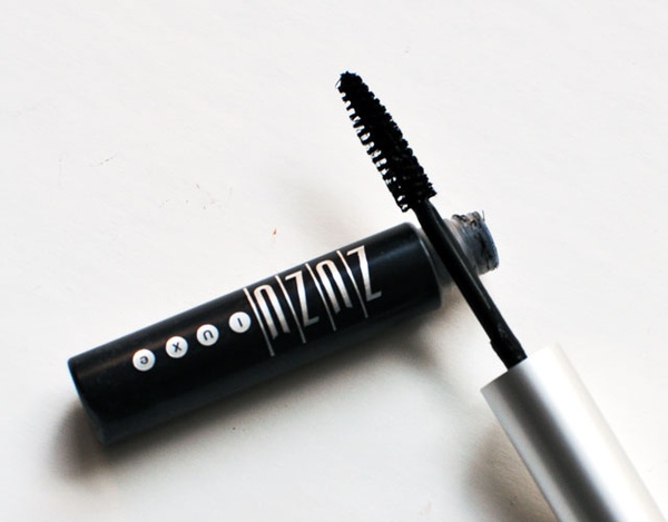 Những lưu ý giúp bạn chọn được mascara ít 