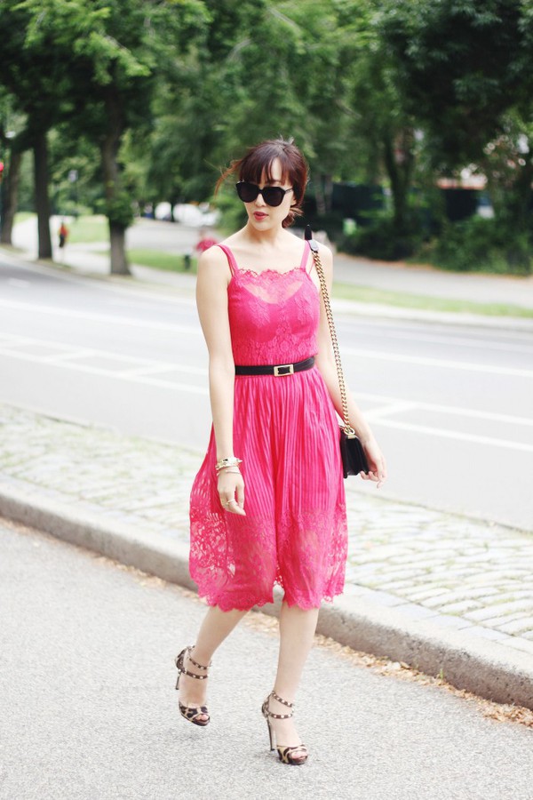 Những lỗi chọn giày cần tránh của kiều nữ Việt 13 Những lỗi chọn giày cần tránh của kiều nữ Việt 13