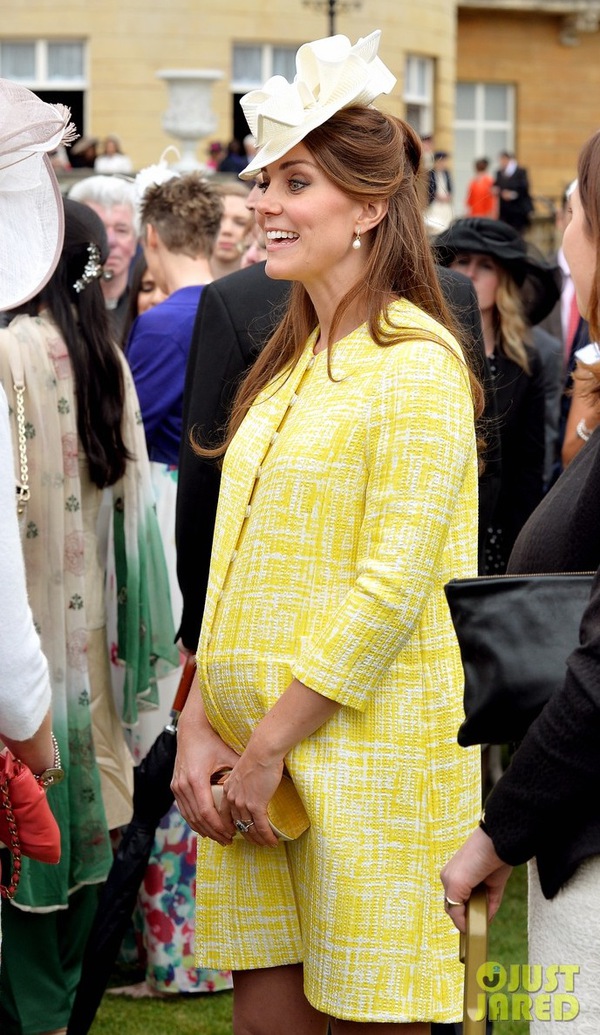 11 bộ đồ nổi bật nhất năm 2013 của Kate Middleton 9