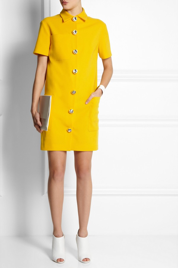 Tới công sở thanh lịch cùng 15 mẫu shirtdress với mọi mức giá  14