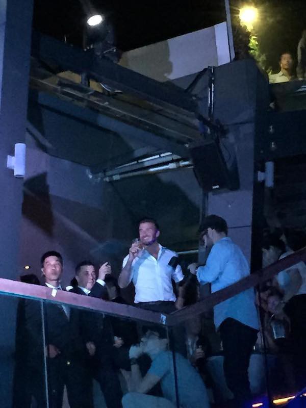 Thêm hình ảnh Beckham và Hà Hồ thân thiết trong tiệc tối tại TP.HCM 6