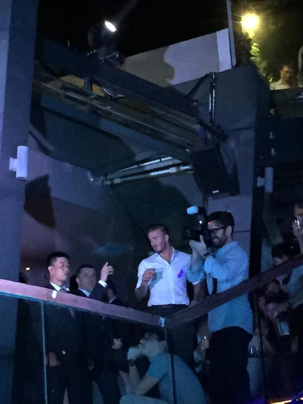 Thêm hình ảnh Beckham và Hà Hồ thân thiết trong tiệc tối tại TP.HCM 7