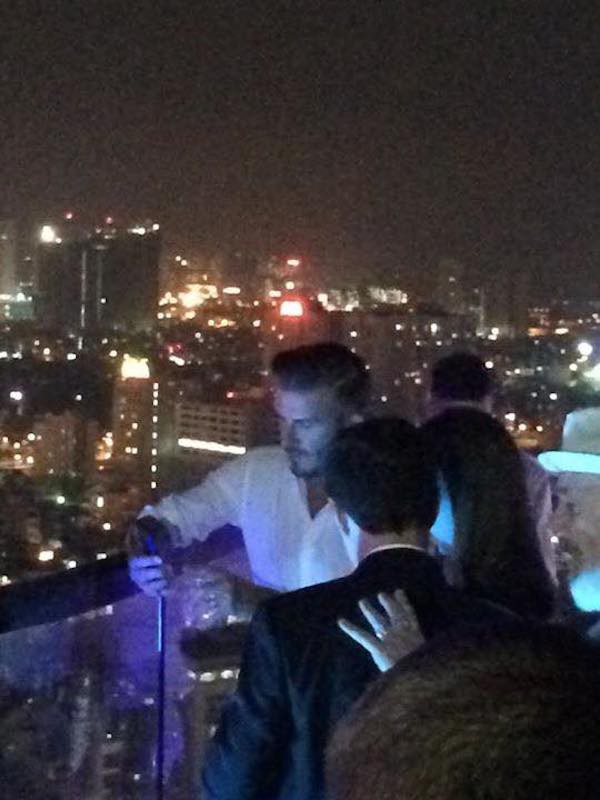 Thêm hình ảnh Beckham và Hà Hồ thân thiết trong tiệc tối tại TP.HCM 12