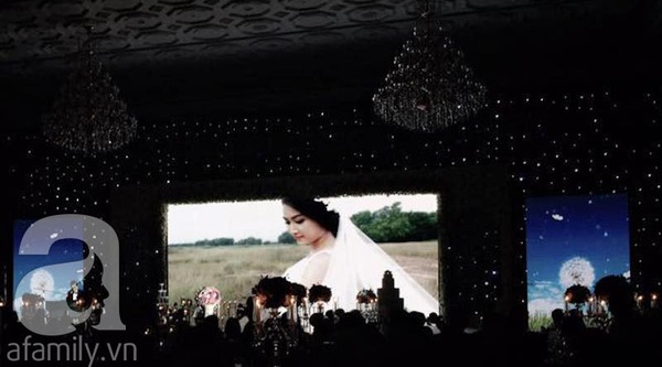 Lam Trường lãng mạn hát tặng cô dâu 9X trong đám cưới 9