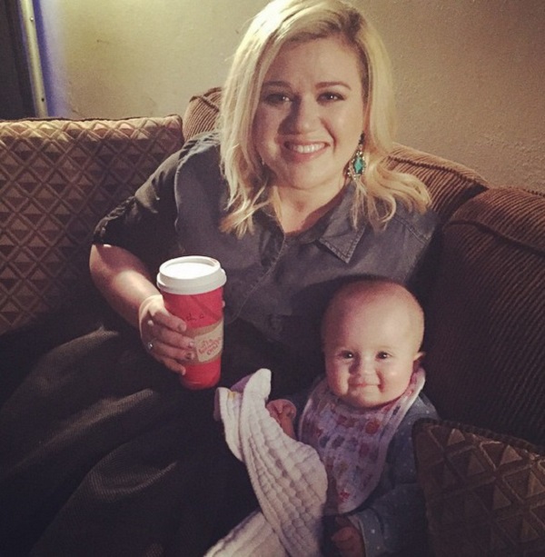 Kelly Clarkson Kelly Clarkson