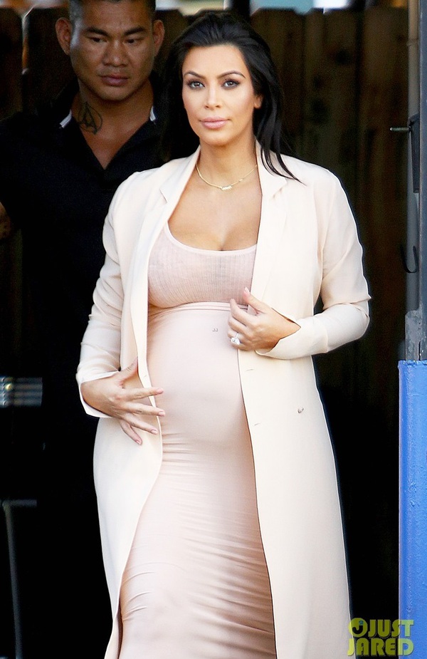Kim Kardashian mang bầu lần hai