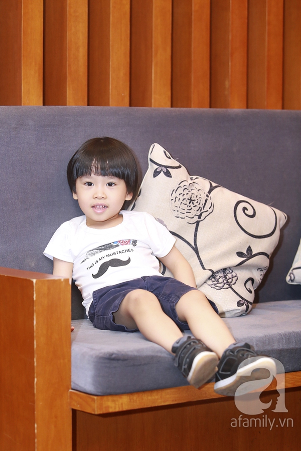Me con Duong Thuy Linh 4