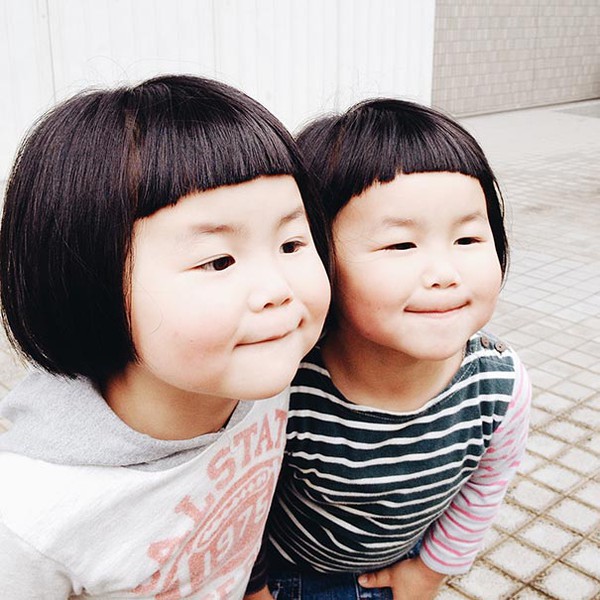 Chùm ảnh cực cute của hai bé sinh đôi người Nhật qua ống kính của bố 4
