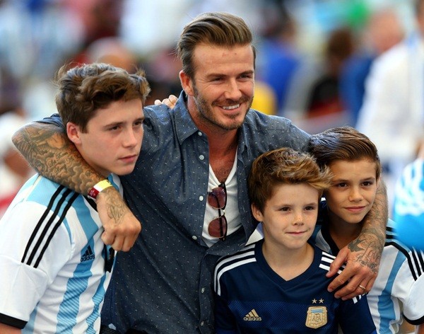 Những điều khiến David Beckham trở thành ông bố tuyệt vời
