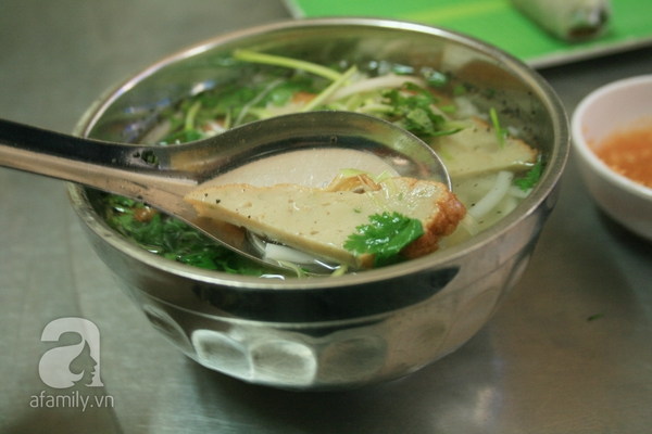 Đi ăn gỏi cuốn, bánh canh chả cá Phan Rang siêu ngon ở quận 5  7