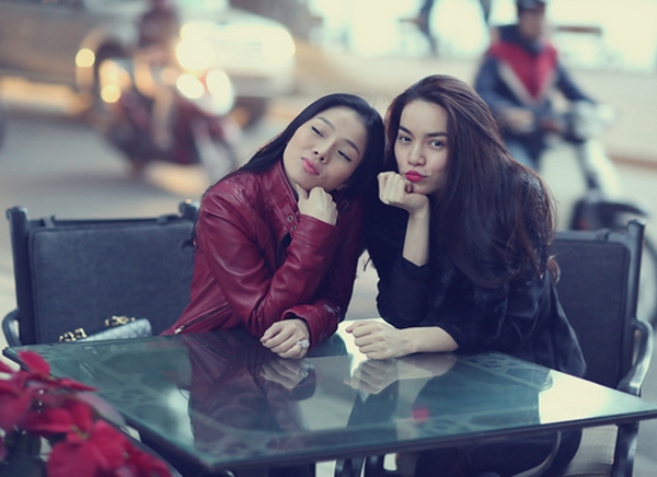 Những cặp "sao" thân thiết hiếm có trong showbiz Việt 11