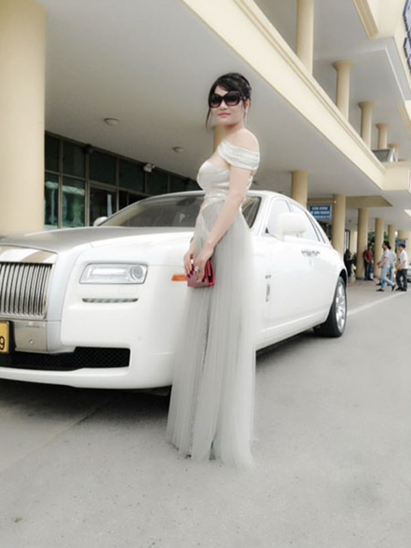 Những nữ đại gia Việt sẵn sàng chi mạnh tay để sở hữu siêu xe 9