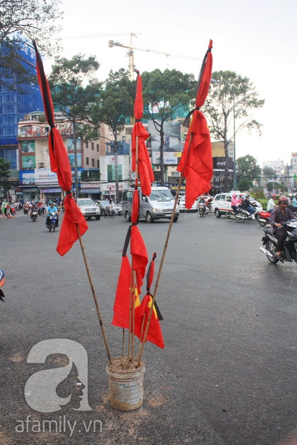 Cả nước treo cờ rủ trong quốc tang Đại tướng 20