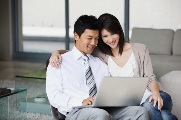 Khi chồng l&agrave; sếp của vợ 1