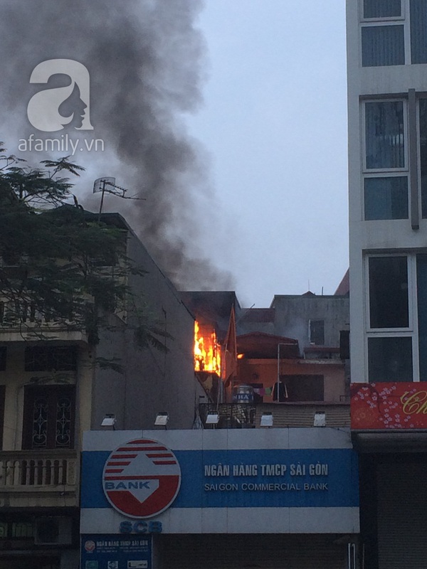 Cháy nhà ba tầng tại đường Lý Thường Kiệt, Hà Nội 2