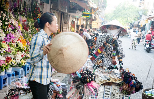 Nhọc nhằn kiếp người mưu sinh giữa cái nóng đổ lửa 8