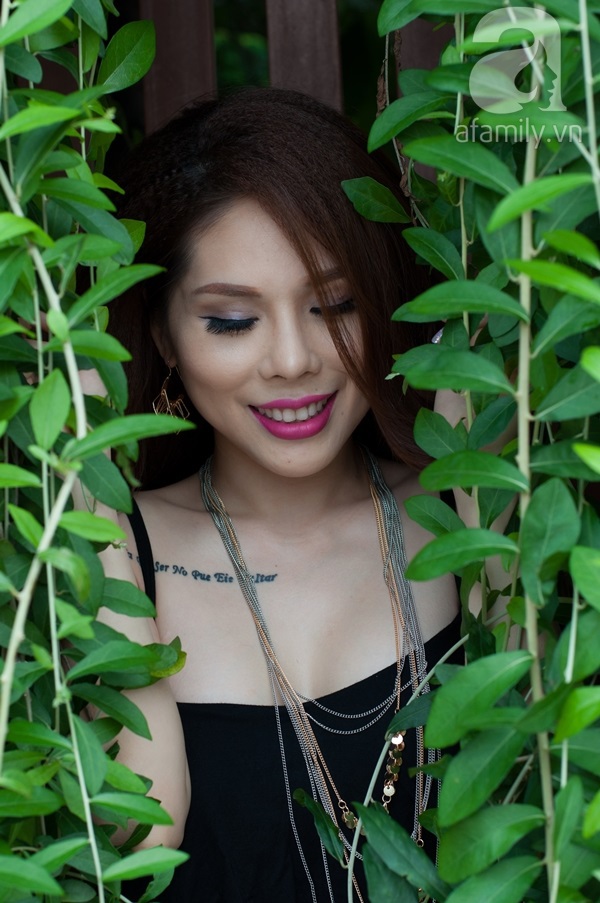 Gặp chuy&ecirc;n gia make up kiếm 30 triệu/ ng&agrave;y 10