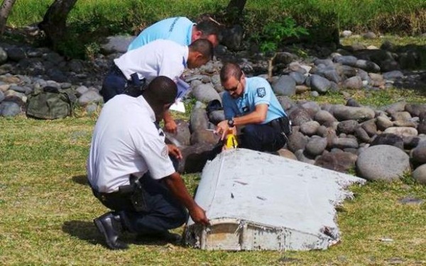 Vỏ sò bám trên mảnh vỡ nghi của MH370 là manh mối của máy bay mất tích?