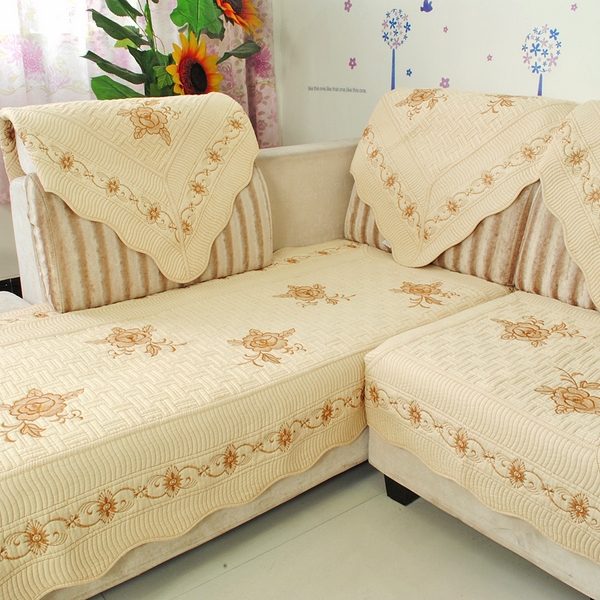 Ý tưởng thiết kế và trang trí cho ghế sofa thêm nổi bật 19