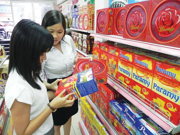 Đa dạng b&aacute;nh kẹo Tết 1