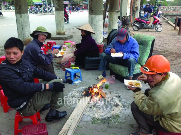 Cơm 5 nghìn ấm lòng người nghèo giữa Thủ đô 7