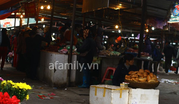 Những hình ảnh mua sắm ngày đầu năm 2013 1