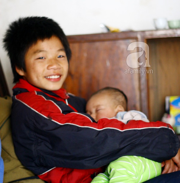Tâm sự rơi nước mắt của bà mẹ sinh 13 đứa con ở Hà Nội 3