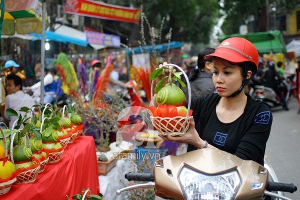 Nhộn nhịp sắm sửa ngày tiễn Nhộn nhịp sắm sửa ngày tiễn