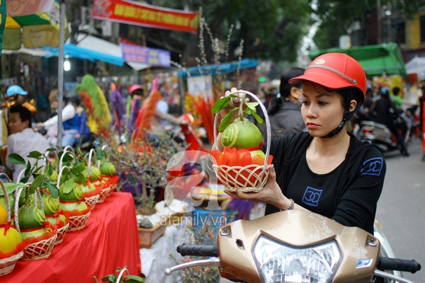  Nhộn nhịp sắm sửa ngày tiễn 