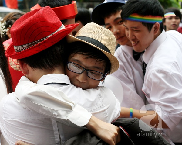 Xôn xao đám cưới đồng giới lớn nhất Việt Nam tại Hà Nội  8