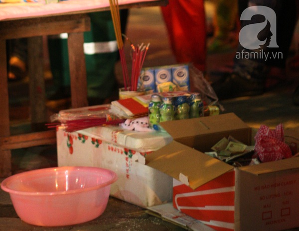 Hà Nội: Người dân xót thương khi thấy một hài nhi bị vứt trong thùng rác 5