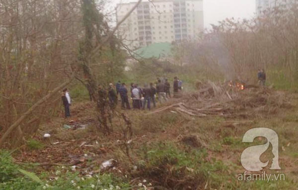 Hà Nội: Phát hiện xác nam thanh niên phân hủy mạnh tại vườn hoang 1