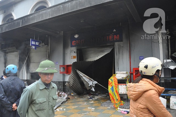 Cận cảnh khu chợ Phố Hiến rộng hàng nghìn mét vuông bị thiêu rụi 1