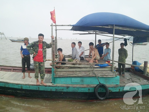 Hành trình tìm kiếm thi thể mất tích trong vụ đắm tàu khiến 50 người rơi xuống biển 5