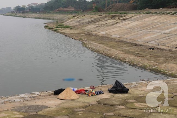 Hà Nội: Bàng hoàng phát hiện xác chết nổi ở hồ Linh Đàm 2