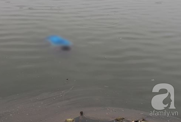 Hà Nội: Bàng hoàng phát hiện xác chết nổi ở hồ Linh Đàm 1