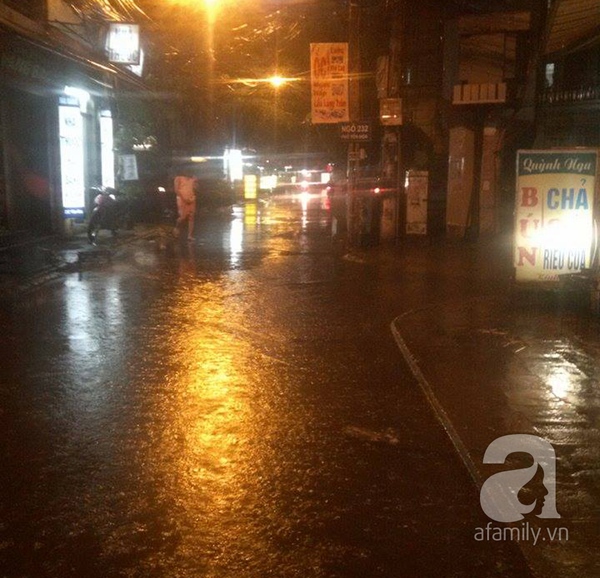 Hà Nội đang mưa rất to, nhiều nơi có khả năng bị ngập lớn 6