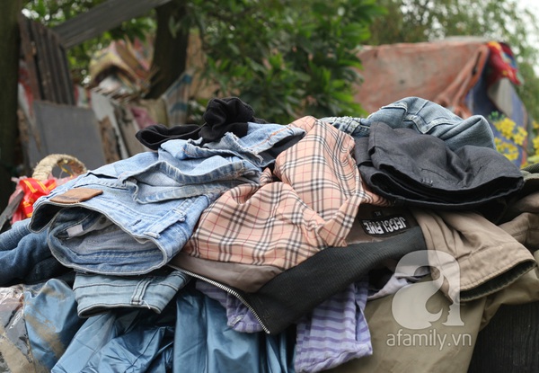 80 gia đ&igrave;nh sống bằng nước pha b&ugrave;n v&agrave;ng kh&egrave; ngay giữa H&agrave; Nội 2