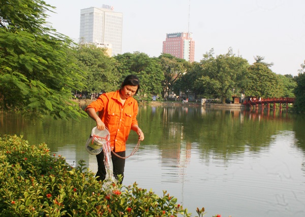 Hà Nội trang hoàng chào đón 60 năm ngày giải phóng Thủ đô 9